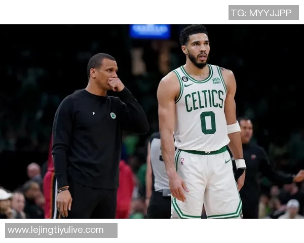 马祖拉称塔图姆具备执教潜力但应谨慎选择职业道路